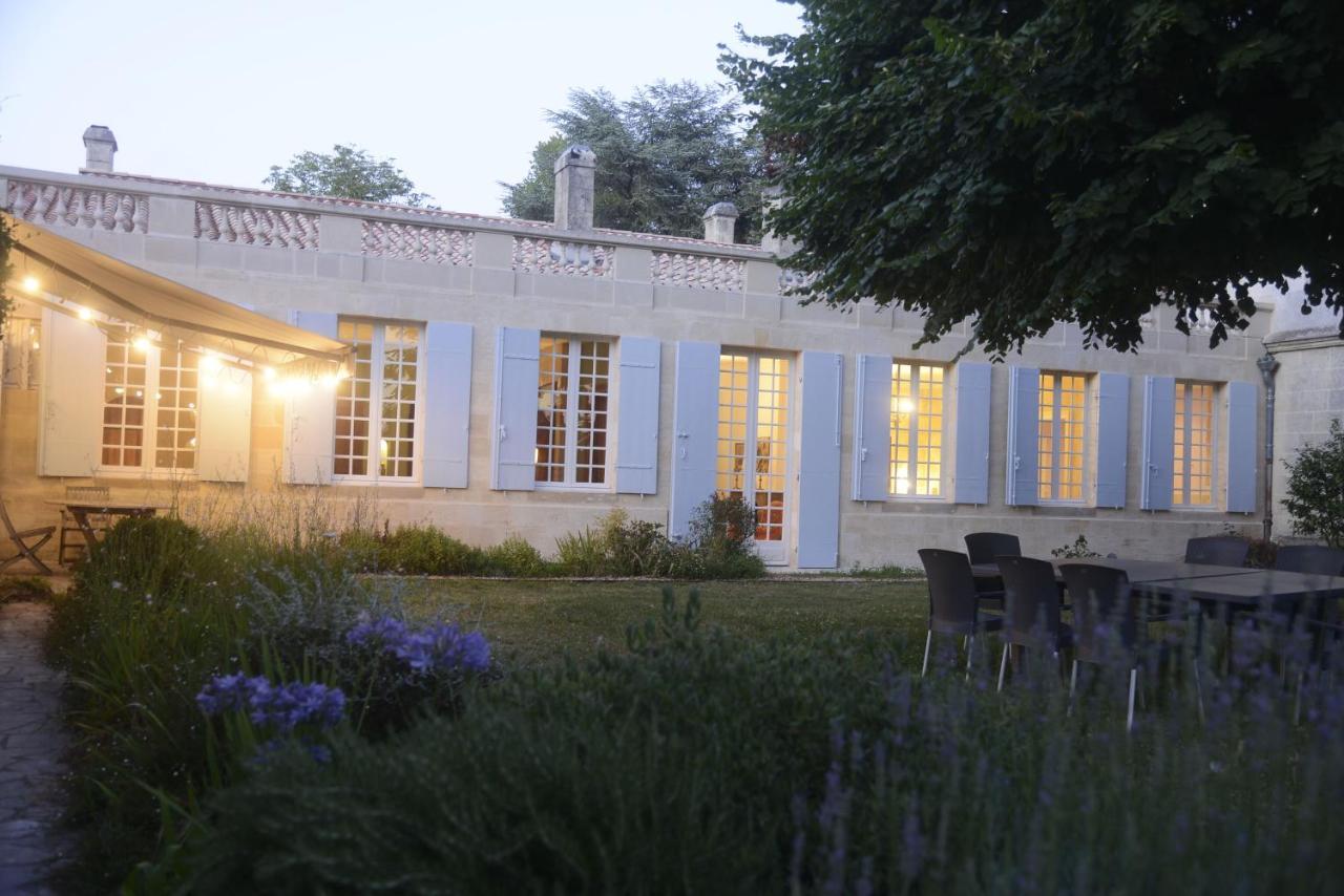 Chateau Rosemont - Grande Maison Familiale Campagne Dans Le Medoc Avec Piscine Et Tennis A 15 Mn Bordeaux Labarde Eksteriør billede