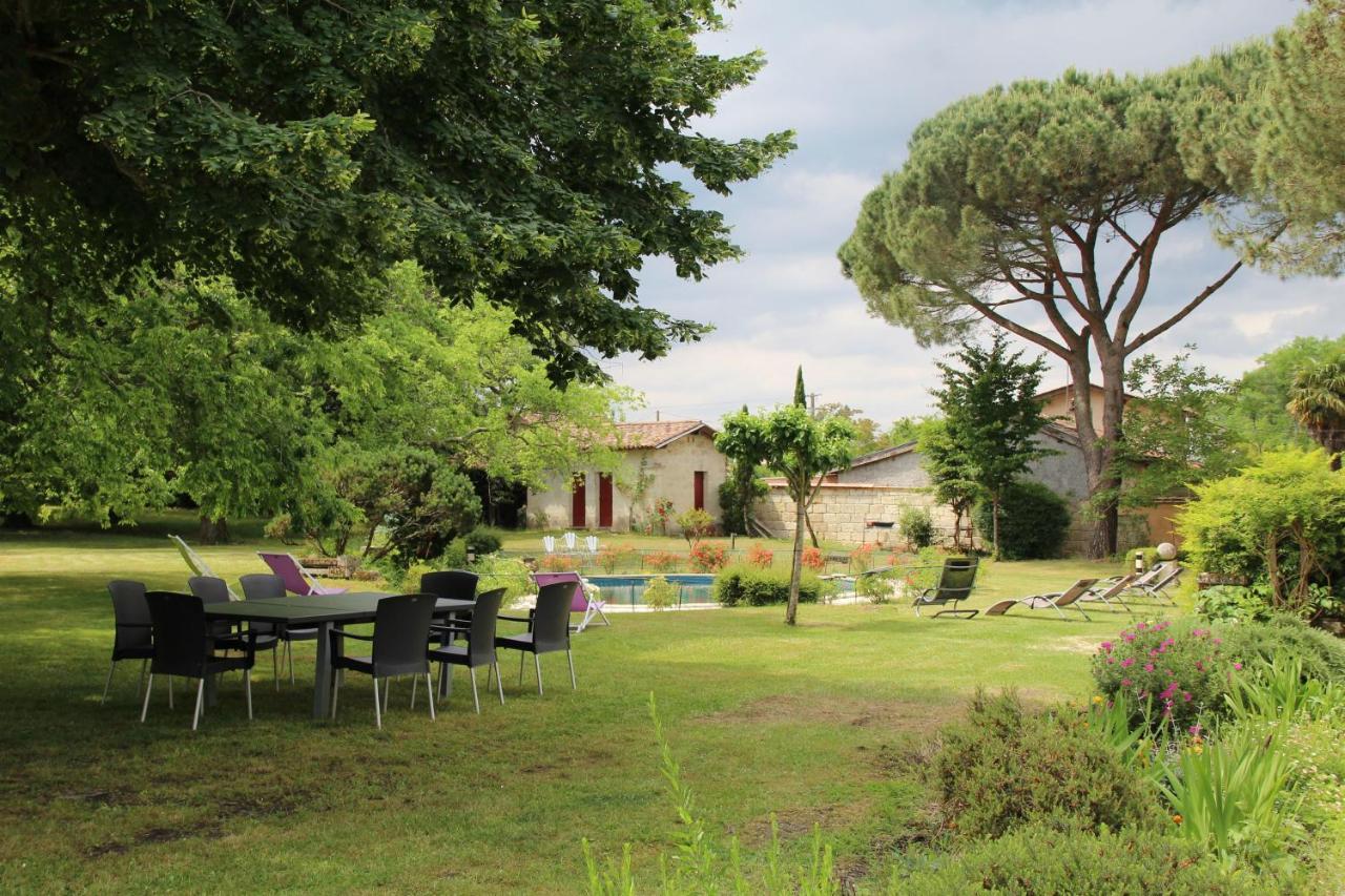 Chateau Rosemont - Grande Maison Familiale Campagne Dans Le Medoc Avec Piscine Et Tennis A 15 Mn Bordeaux Labarde Eksteriør billede