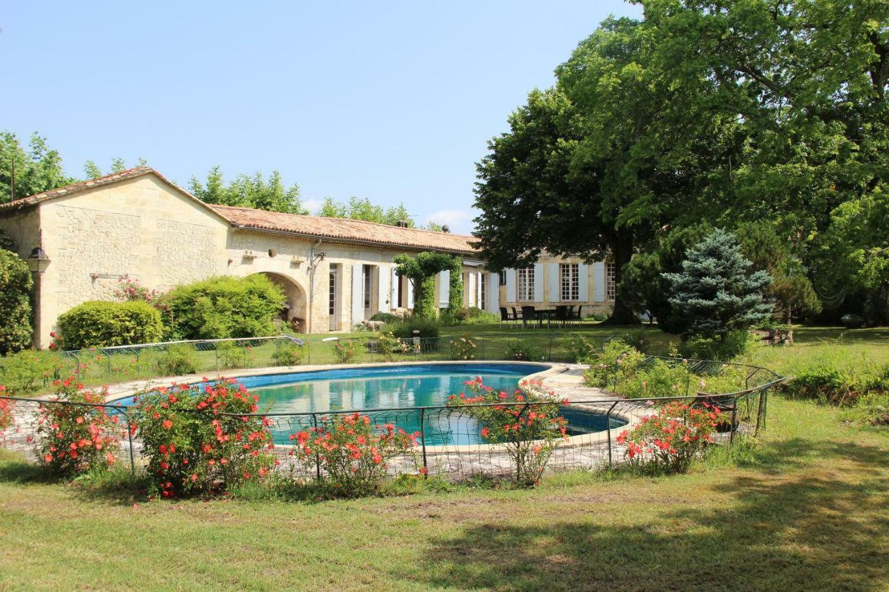 Chateau Rosemont - Grande Maison Familiale Campagne Dans Le Medoc Avec Piscine Et Tennis A 15 Mn Bordeaux Labarde Eksteriør billede